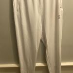 Brand New Priessei Women's Size Medium White 2 Zipper Pocket Pants Photo 0