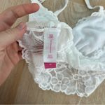 No Boundaries Women's  Juniors' Longline Floral Lace Bralette MEDIUM‎ White Photo 2