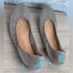 Tieks  Ballet Flats in Taupe Grey Shoes size 9 Photo 3