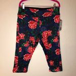 LuLaRoe Jade Capri Leggings Photo 1