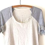 Lululemon  Spincity Tee White & Gray Raglan Sleeve Photo 5