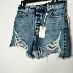 Good American  Bombsell shorts size 4/27 Photo 2