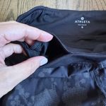 Athleta  Womens Black Floral Camo Patterned Running Shorts Attached Brief Small Photo 3