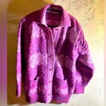Vintage pink Women's Sweater w floral design and lovely buttons, pockets Purple Size undefined Photo 0