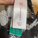 No Boundaries  Pineapple Print Kaftan Shawl size XL Black & White semi sheer Photo 8