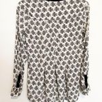 Anthropologie Vanessa Virginia Owl Novelty Print Button Front V-Neck Roll Tab Blouse Size 2 Photo 4