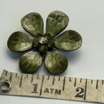 Vintage Flower Brooch Pin Green Rhinestone Floral Gold Tone Jewelry Photo 1