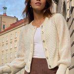 Wilfred  Alessia Cropped Puff-Sleeve Knit Cardigan in Birch/Cream Size XXS Photo 3