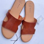 Time And Tru  Women's Slip On Low Heel Sandals NWT Sz 9 Photo 5