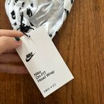 Nike Women's Printed Head Wrap-Black/White Photo 4