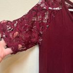 Zenana Outfitters 2/$12 Signature Women’s Burgundy Lace Short Sleeve Tunic Long Blouse M Photo 1