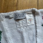 Jantzen  White Hand Knitted Vest with Floral Accents Medium Photo 1