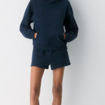 Aritzia  Sweatshirt Photo 0