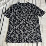 Old Navy • jungle tiger leaf print T-shirt with chest pocket Photo 49