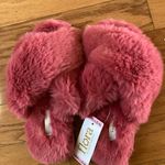 Flora Nikrooz NWT Flora Ladies Criss-Crosd Fluffy Slide Slippers Photo 2