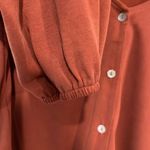 Green Envelope Women’s Button Down Top Blouse Tie Knot Hem V Neck Brown Small Photo 4