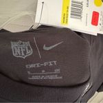 Nike NWT‎ NFL  cropped women’s Saints football shirt size S Photo 2