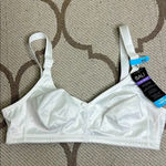 Bali  Classic Support Cool Comfort Wireless Full-Figure Bra Photo 1