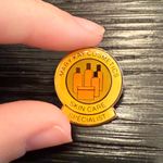 Mary Kay Cosmetics Skin Care Specialist Lapel Pin Gold Photo 2