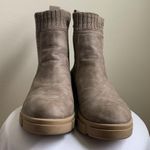 blowfish Moor Lug Sole Leather Boot (Sz 8.5) Sea Mushroom Prospector/Tech Knit Photo 6