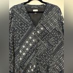 Garnet Hill Black & White Bandana Print V-Neck Drop Waist Buttoned Dress Size 12 Photo 4