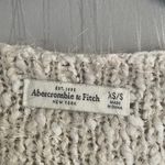 Abercrombie & Fitch v neck sweater women’s size XS cream oversized cozy Photo 3
