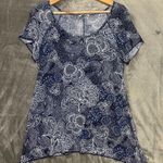 Women's Navy & White Floral Short Sleeve Top Sz M/L Flutter Sleeve Sharkbite Hem Blue Size M Photo 0