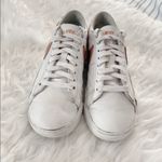 Nike  shoes 7.5wmns Photo 2