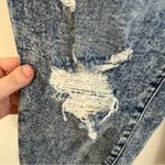 Judy Blue  Acid Wash Distressed Ankle Boyfriend Fit Jeans Size 27 Photo 5