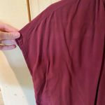 Old Navy  wine red v neck blouse size small Photo 1