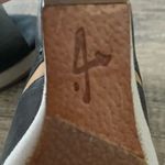 J Shoes Platform Peep Toe Size 8 Photo 4