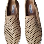 Steve Madden  Diamond Shape Perforated Sneaker. Photo 0