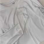 Uniqlo  Long Sleeve Photo 0