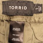 Torrid 🆕 Plus 1 1X 14 16 Olive Green Crop Pants Pull On Challis NEW NWT Photo 3