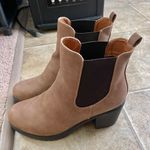 Dream Paris Women's DREAM PAIR Chelsea chunky heel ankle boots Photo 1