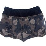 Athleta green black camo floral shorts women’s size medium Photo 0