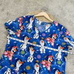 Disney 's Women’s Frozen II Olaf Leaves Scrub Top Shirt Blue White Nurse Size M Photo 11