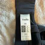 Yvette Sports Bra Size 3X High Impact Supportive Black Criss Cross Straps Photo 3