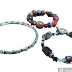 Set of three bracelets, red, pink, purple silver Photo 1