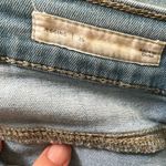 PacSun  Light Wash Mid Rise Distressed Jeggings Sz 26 Photo 39