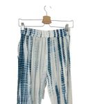 Hemant and Nandita Esme Tie Photo 9