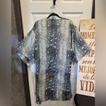 Women's Snake Print Fashion Kimono, Size M Gray Size M Photo 1