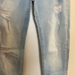 Papaya Womens Jeans 9 Light Blue Wash Boyfriend Mid Rise Distressed 30x27 30” Photo 3