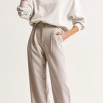 Abercrombie & Fitch Abercrombie Petite Sloane Tailored Pleated High Rise Wide Leg Trouser Taupe 2S Photo 0