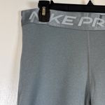 Nike  PRO Dri-Fit Activewear Gym Gray Leggings Size Large EUC #2976 Photo 2