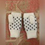 Urban Outfitters Mittens Photo 3