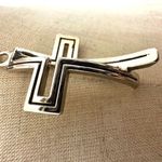 Silver tone cross pendant necklace Photo 4