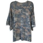None Oversized Camouflage Star Print Lightweight Top Photo 7