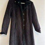 Elegant Black Faux Fur Lined Winter Coat with Button Closure Photo 0