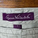 Gloria Vanderbilt ๐๏ธ 5/$20 Sage Green Corduroy Cropped Capri Pants Size 8 Photo 6